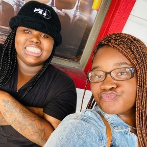 Meet your Posher, Kenetra